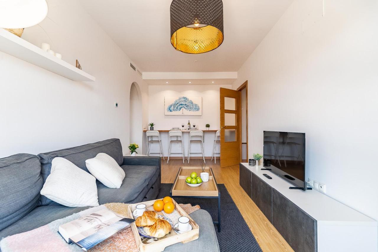 Modern Beach Apartment Valparaiso With Parking Malaga Exterior photo