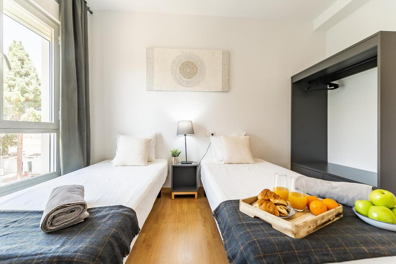 Modern Beach Apartment Valparaiso With Parking Malaga Exterior photo