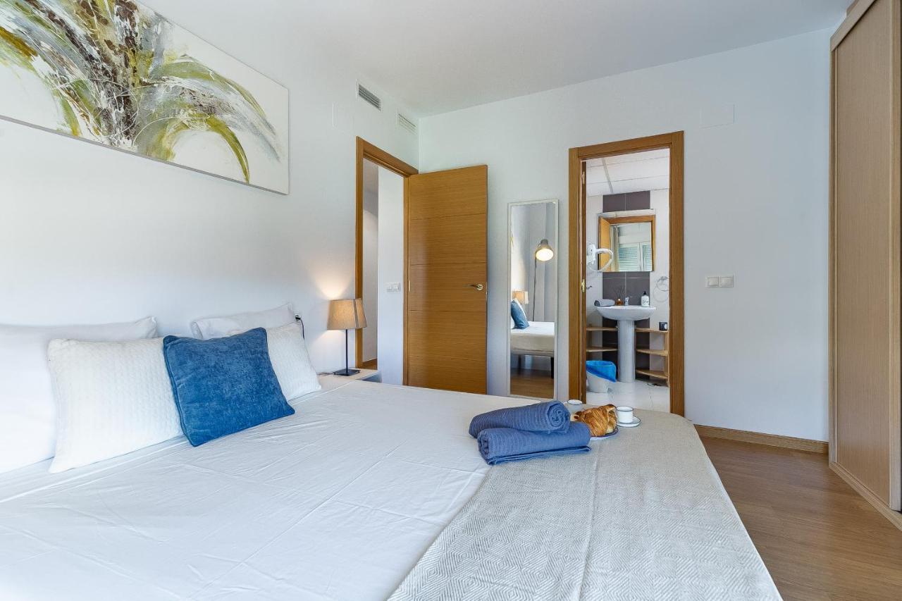 Modern Beach Apartment Valparaiso With Parking Malaga Exterior photo